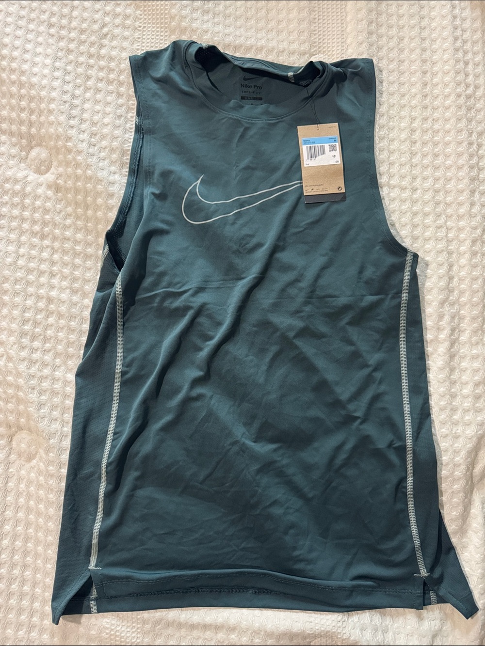 Nike Men’s Sleeveless Athletic Tank